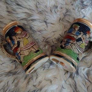 Nikoniko salt & pepper shakers